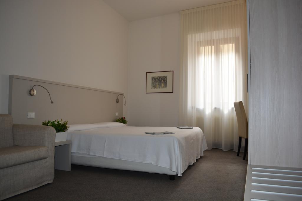 Albergo Accademia Trento Kültér fotó