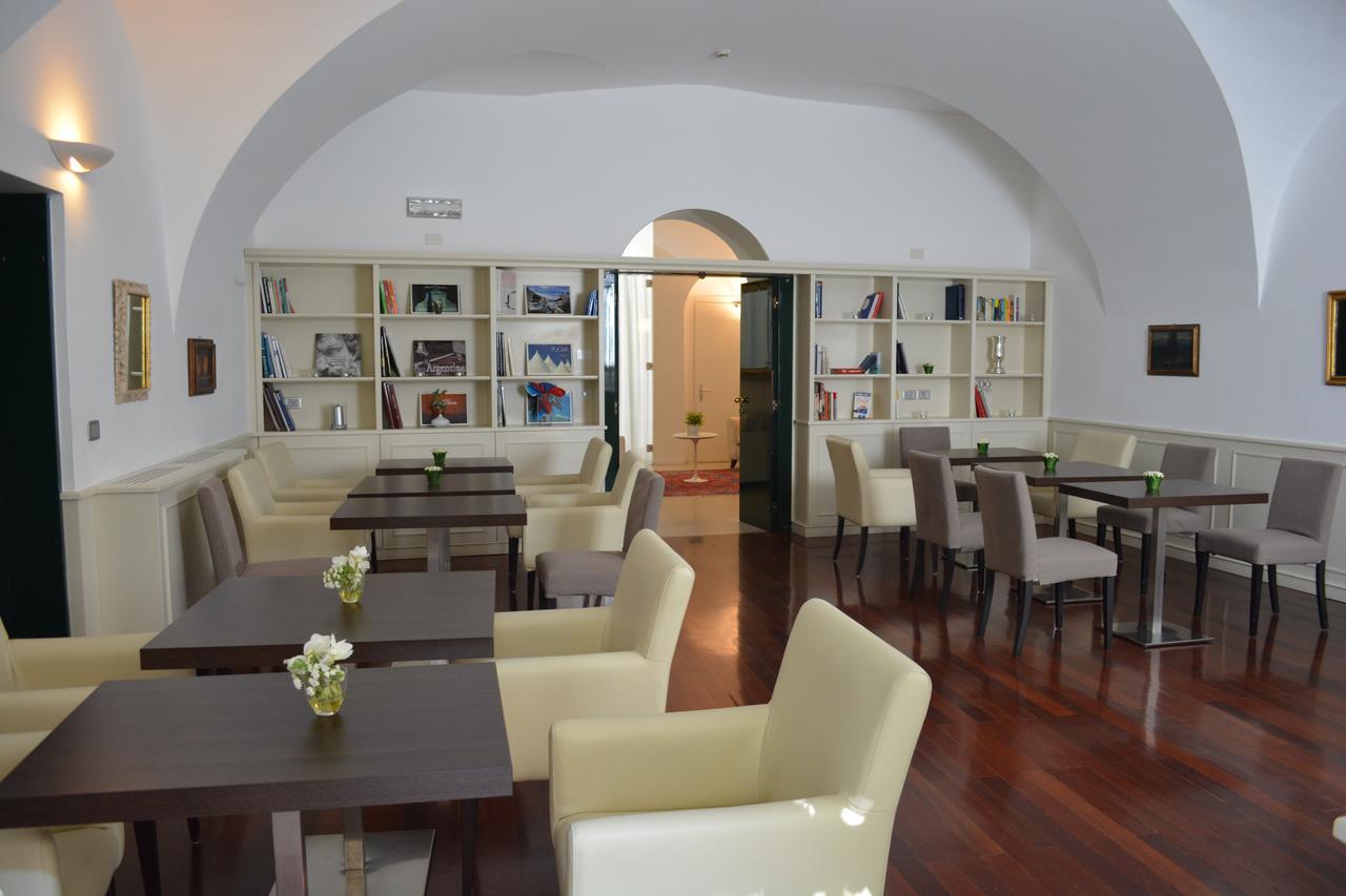 Albergo Accademia Trento Kültér fotó