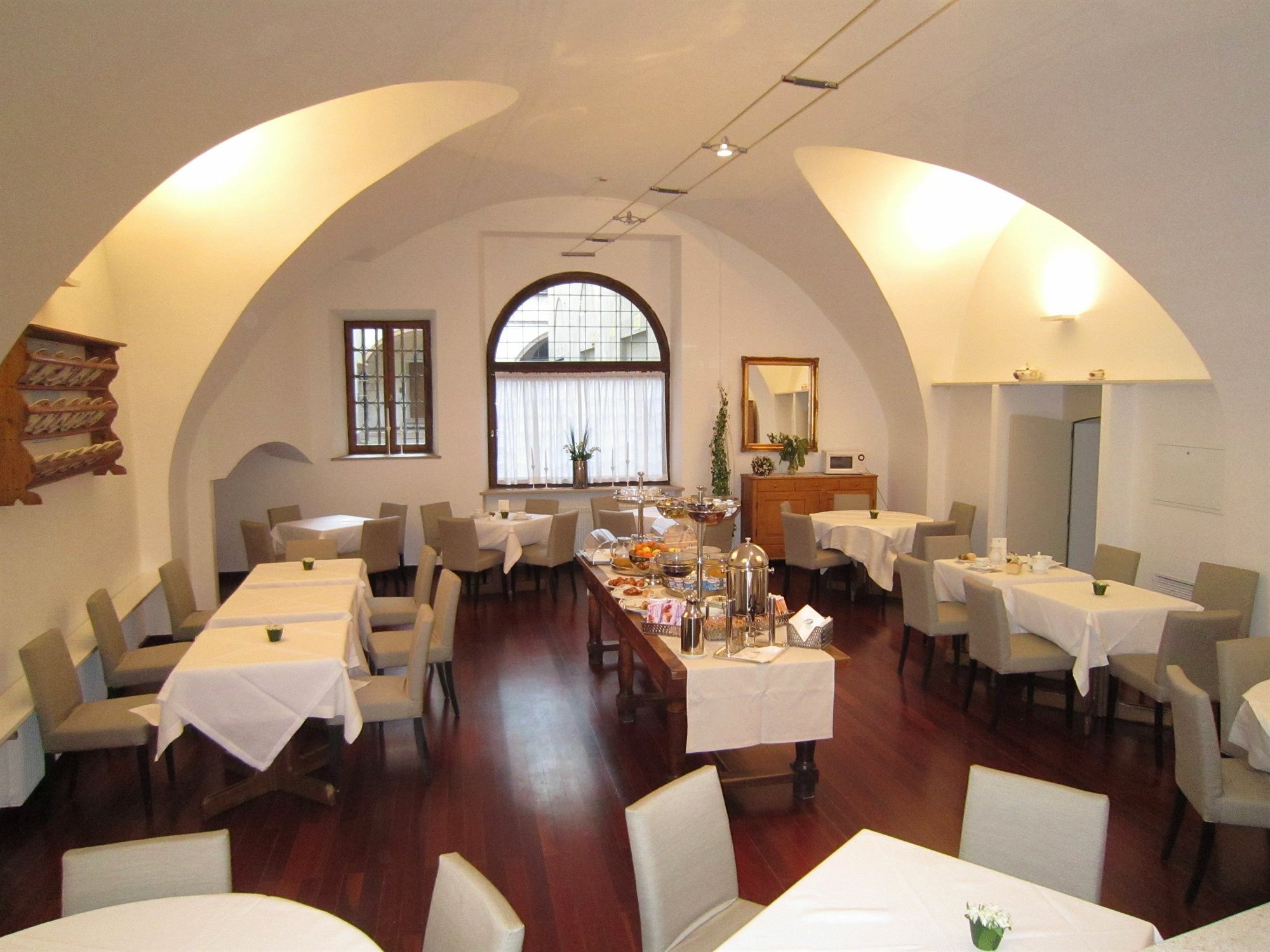 Albergo Accademia Trento Kültér fotó