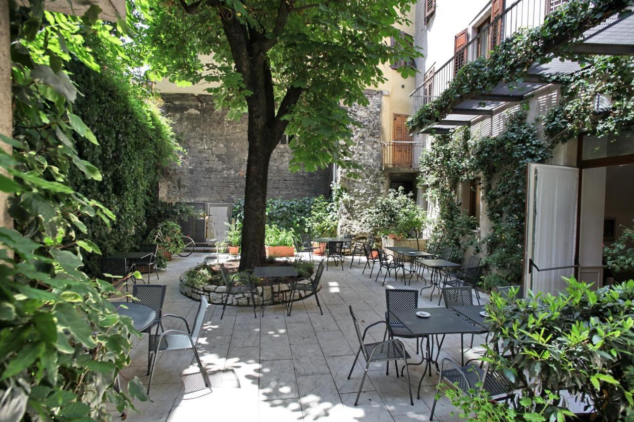 Albergo Accademia Trento Kültér fotó